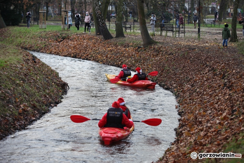 14/18 Mikołaje w kajakach
