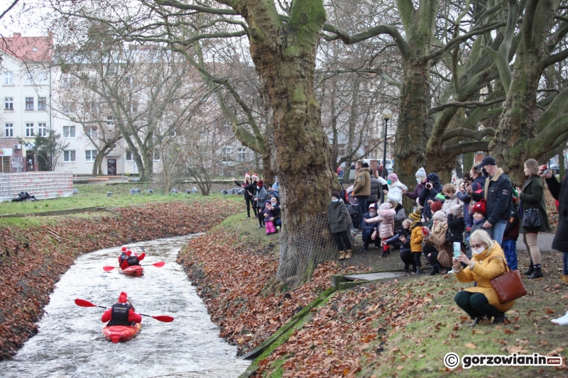 16/18 Mikołaje w kajakach