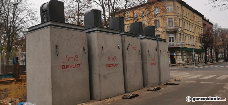 5/7 Budowa podziemnych pojemników na Kwadracie