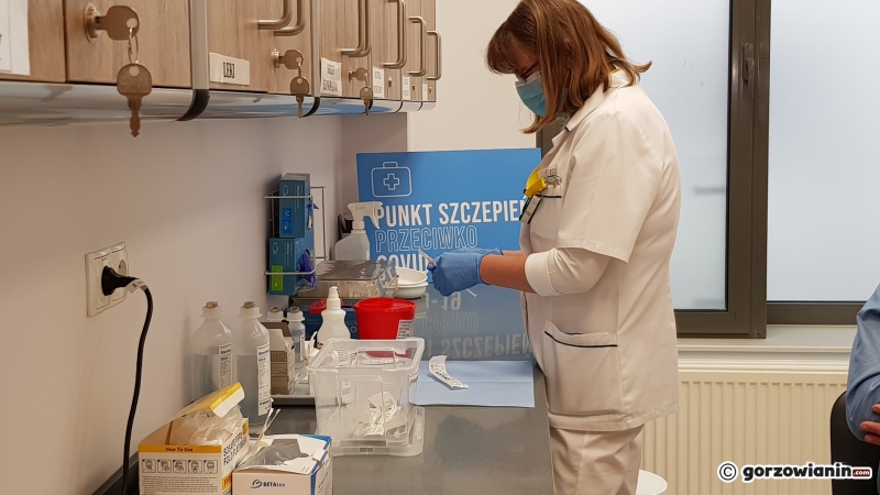 5/12 Szczepienie przeciwko COVID-19 w gorzowskim szpitalu