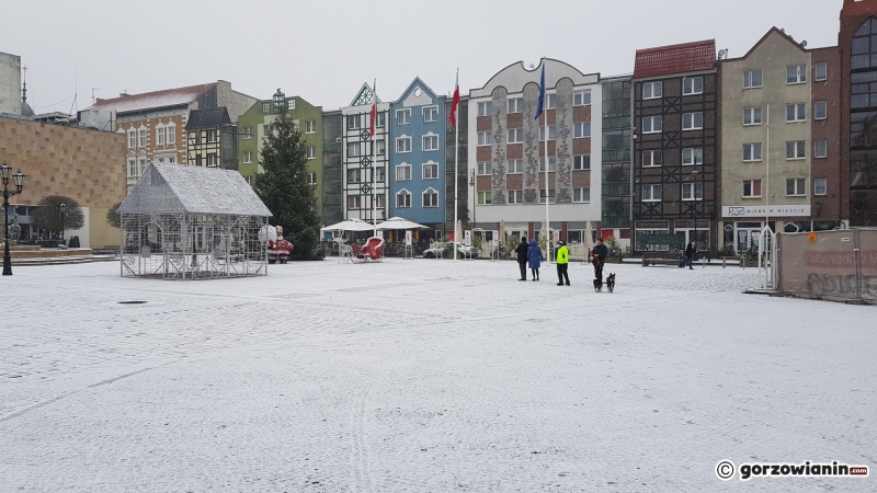 8/17 Noworoczne opady śniegu w Gorzowie