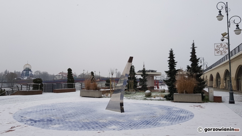 15/17 Noworoczne opady śniegu w Gorzowie