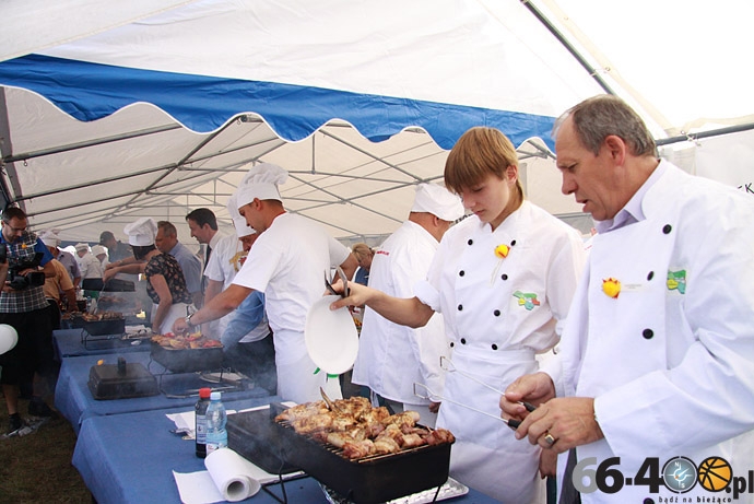 10/44 Święto Pieczonego Kurczaka 2011