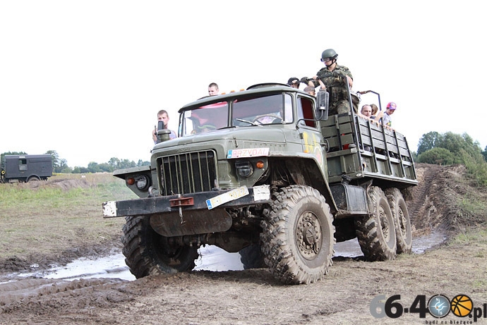 27/44 Święto Pieczonego Kurczaka 2011