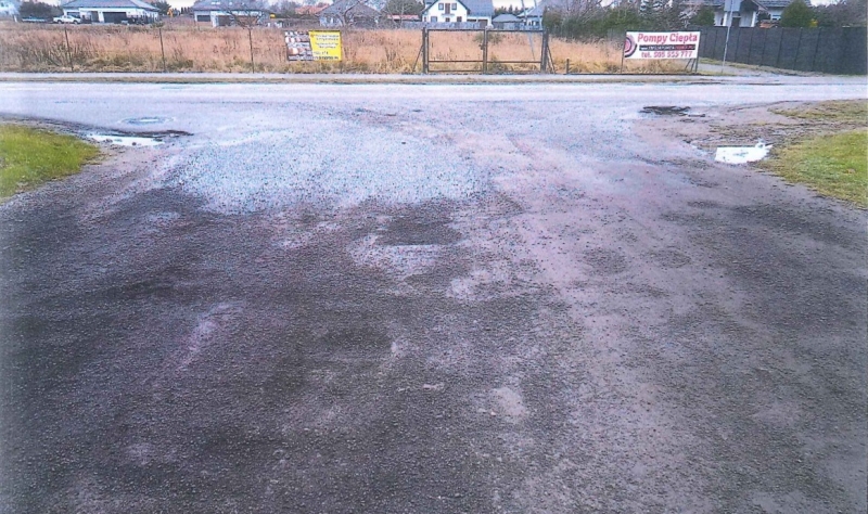 3/3 Dziurawa ul. Owocowa od strony Żwirowej