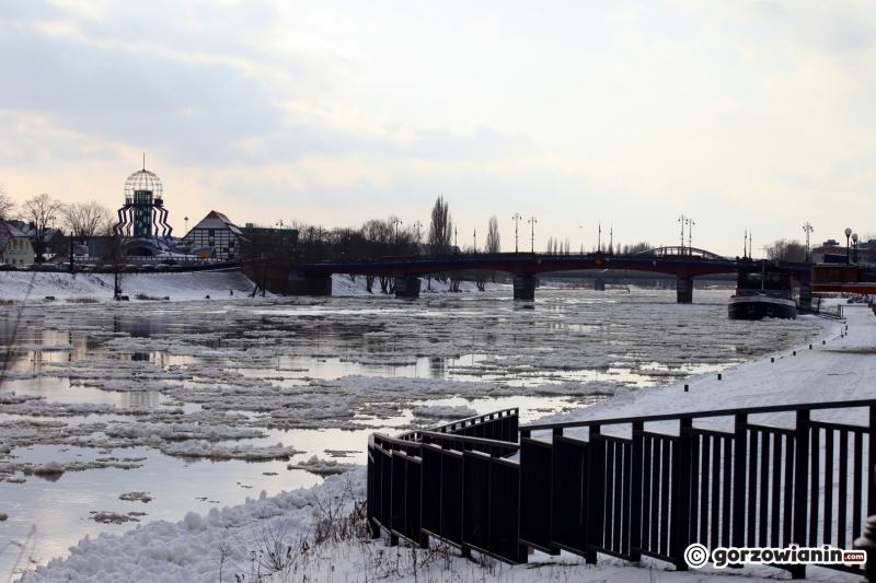 3/7 Dolna część bulwaru zamknięta