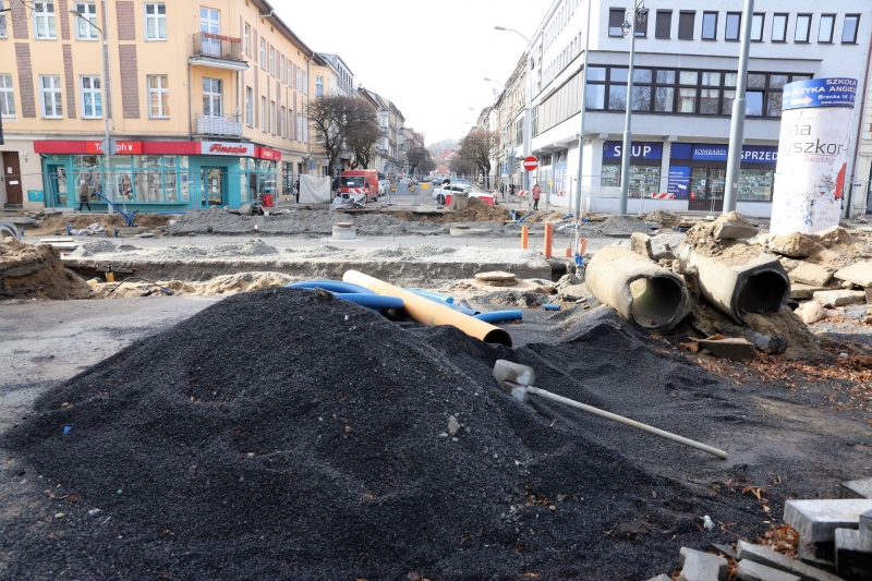 4/31 Postęp prac przy ul. Chrobrego i Mieszka I