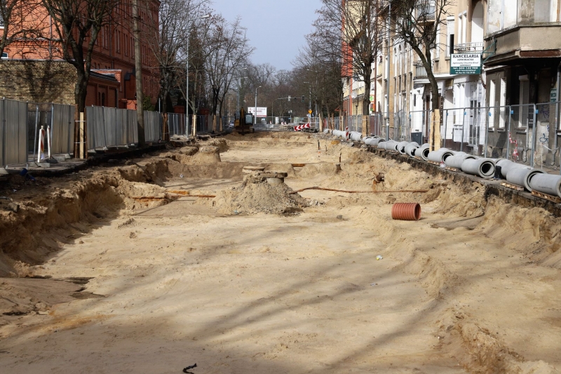 18/31 Postęp prac przy ul. Chrobrego i Mieszka I