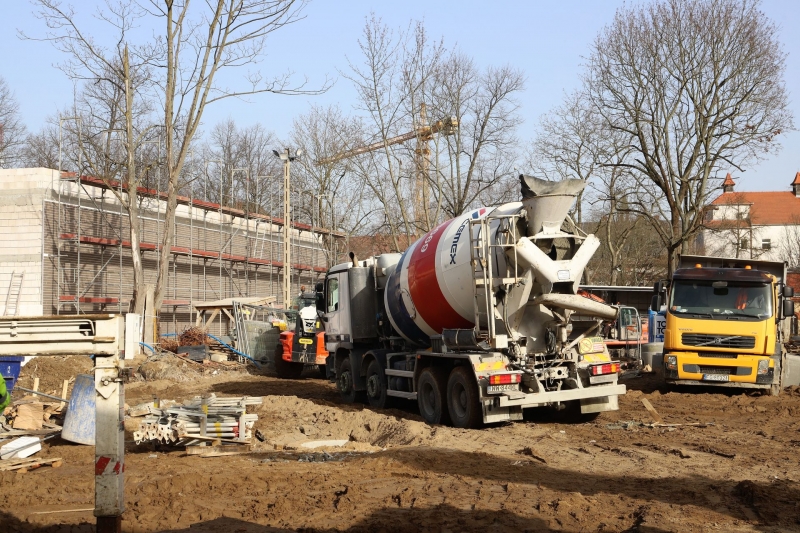 26/34 Trwa budowa Centrum Edukacji Zawodowej i Biznesu