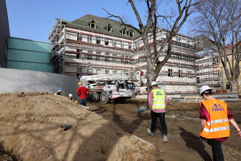 30/34 Trwa budowa Centrum Edukacji Zawodowej i Biznesu