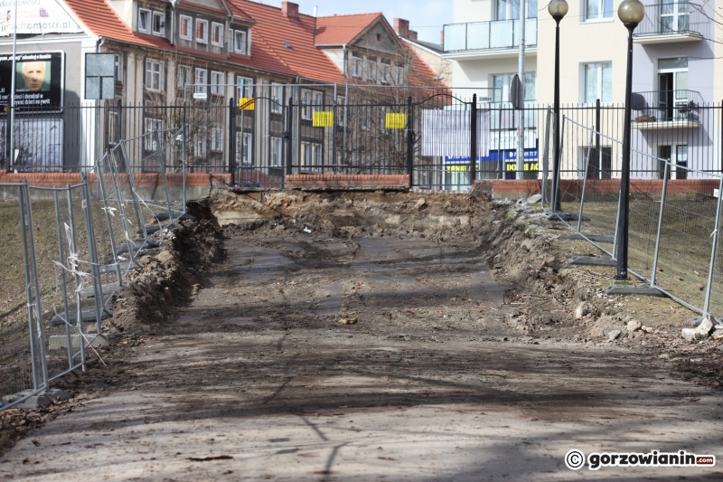 13/22 Prace rewitalizacyjne w parku Róż