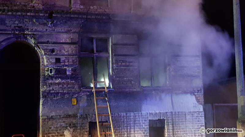 6/12 Pożar w kamienicy przy ul. Prostej