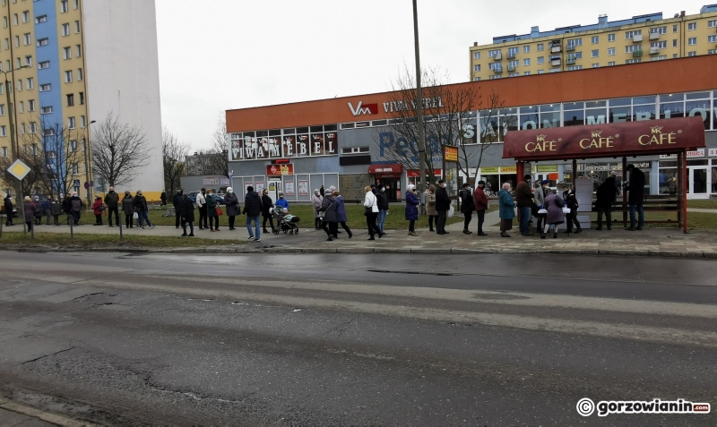 5/17 Rozdawanie maseczek w Gorzowie