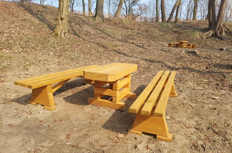 4/7 Ścieżka spacerowa nad jeziorem w Kłodawie