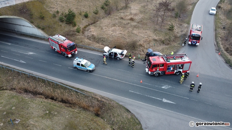 7/9 Zderzenie seata i mercedesa na 