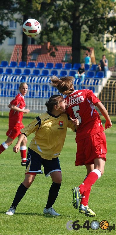14/46 TKKF Stilon Gorzów - GOSiR Piaseczno 0:3