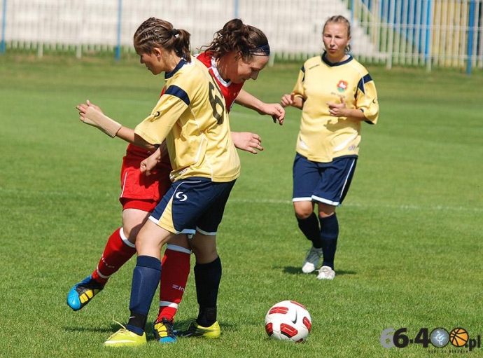 32/46 TKKF Stilon Gorzów - GOSiR Piaseczno 0:3