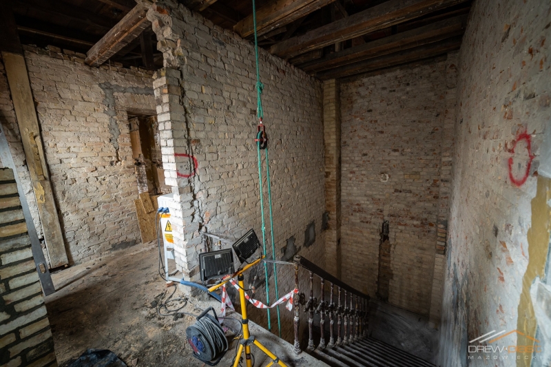 15/22 Postęp prac przy Willi Jaehnego