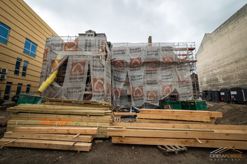 17/22 Postęp prac przy Willi Jaehnego