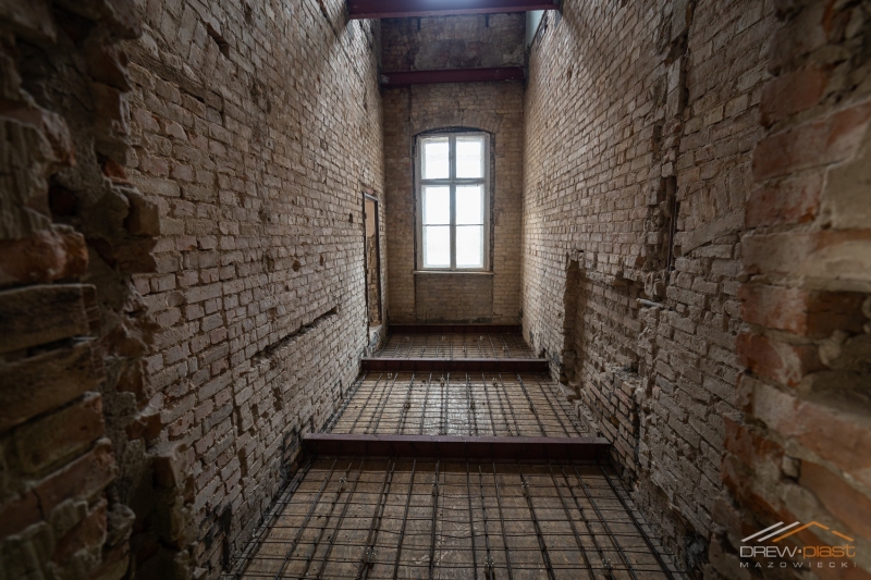 18/22 Postęp prac przy Willi Jaehnego