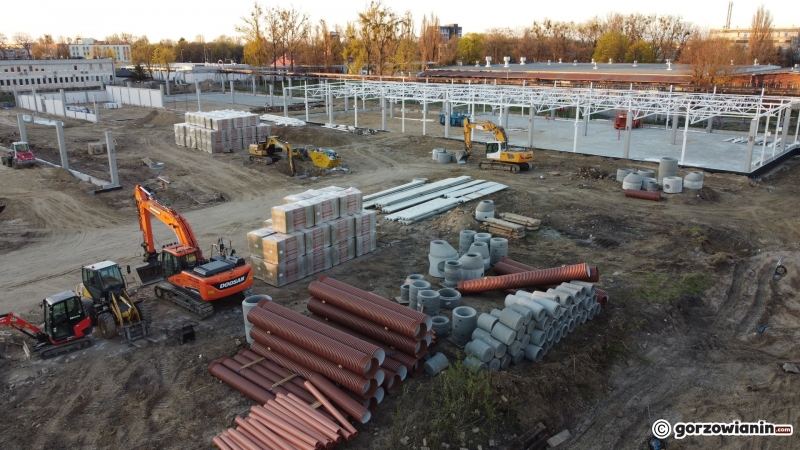 3/10 Trwa budowa parku handlowego N-Park