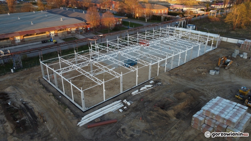 7/10 Trwa budowa parku handlowego N-Park