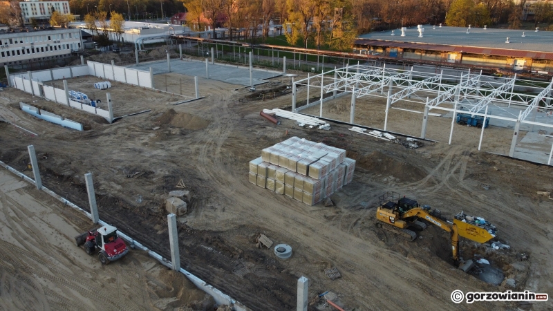 9/10 Trwa budowa parku handlowego N-Park