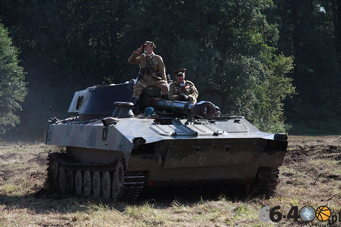 10/33 Piknik militarny w Skwierzynie