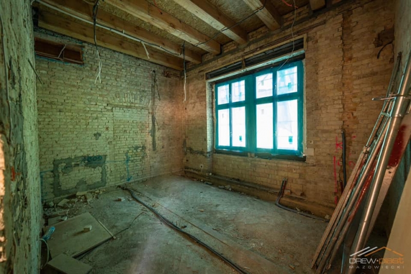 13/20 Prace remontowe w Willi Jaehnego