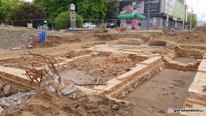 10/21 Prace archeologiczne na Chrobrego