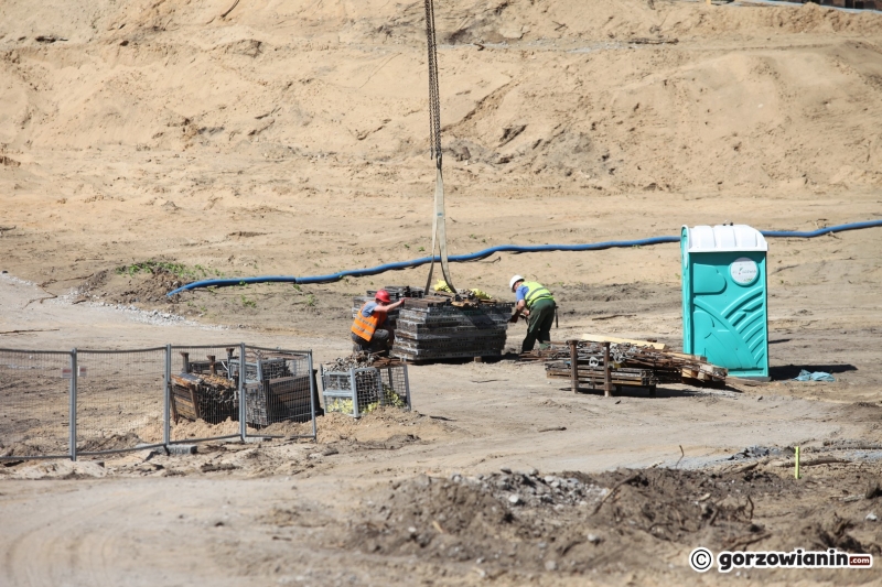 3/18 Postęp prac przy budowie hali widowiskowo-sportowej