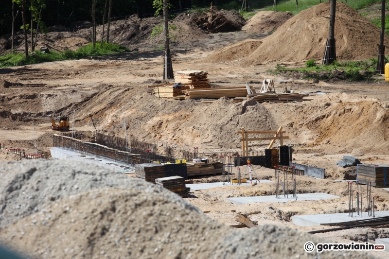 4/18 Postęp prac przy budowie hali widowiskowo-sportowej