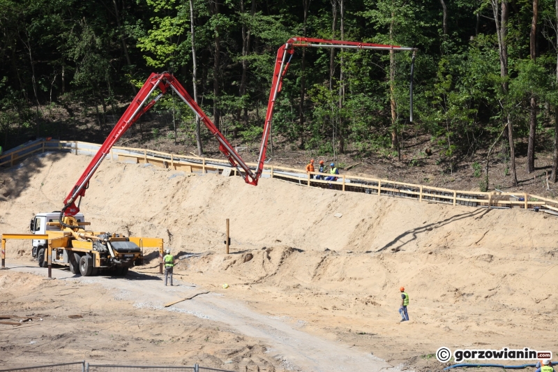 6/18 Postęp prac przy budowie hali widowiskowo-sportowej