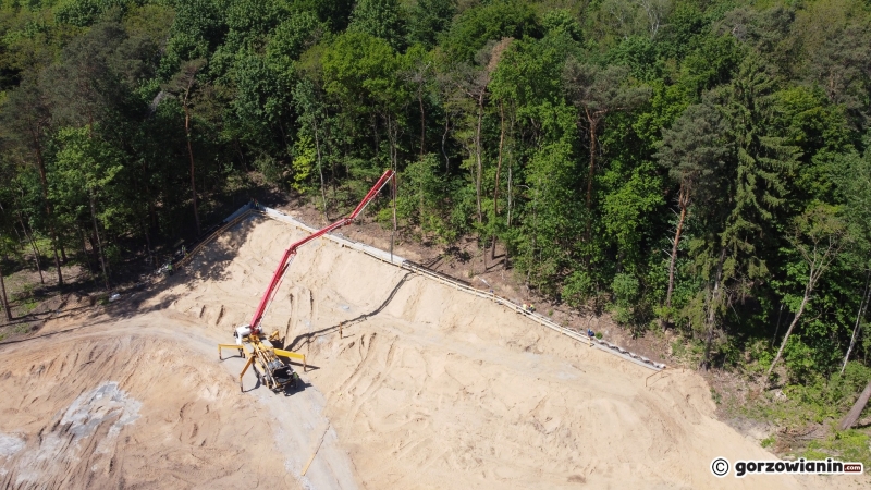 17/18 Postęp prac przy budowie hali widowiskowo-sportowej