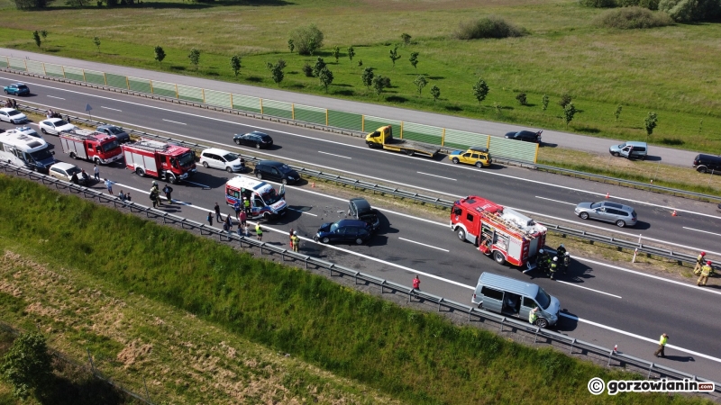3/7 Wypadek na S3. Zderzenie busa i dwóch osobówek