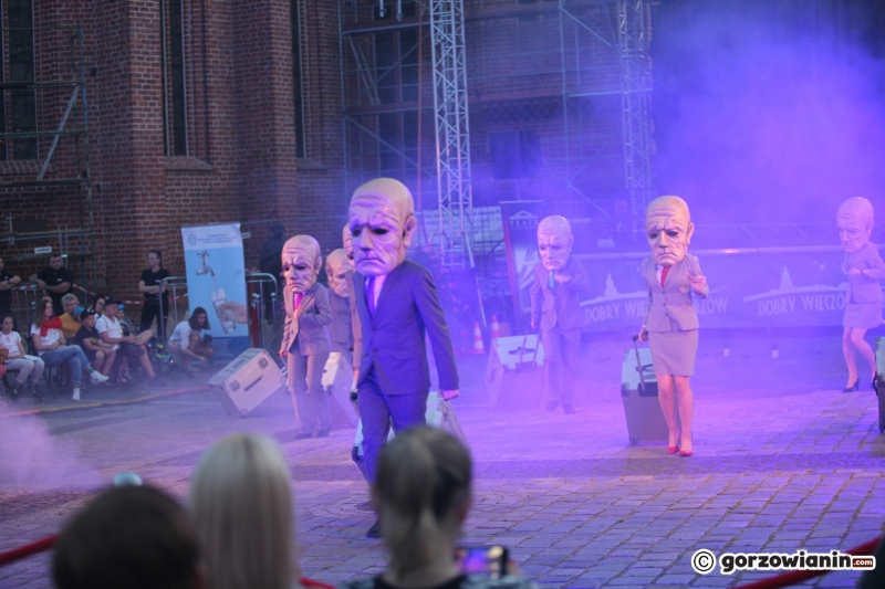 10/31 Teatr KTO z Krakowa - spektakl „Peregrinus”