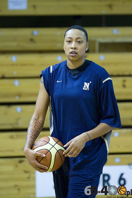 7/11 Koszykarki KSSSE AZS PWSZ trenują