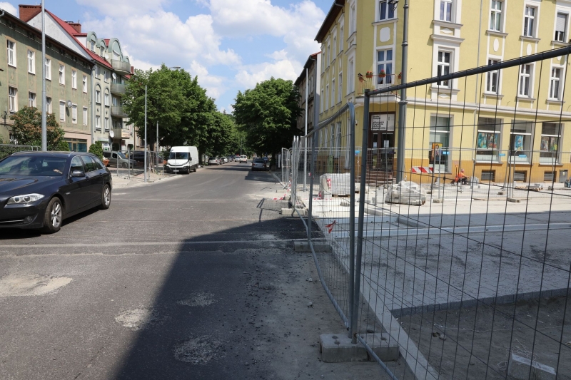 7/25 Postęp prac przy ul. Chrobrego i Mieszka I - czerwiec 2021