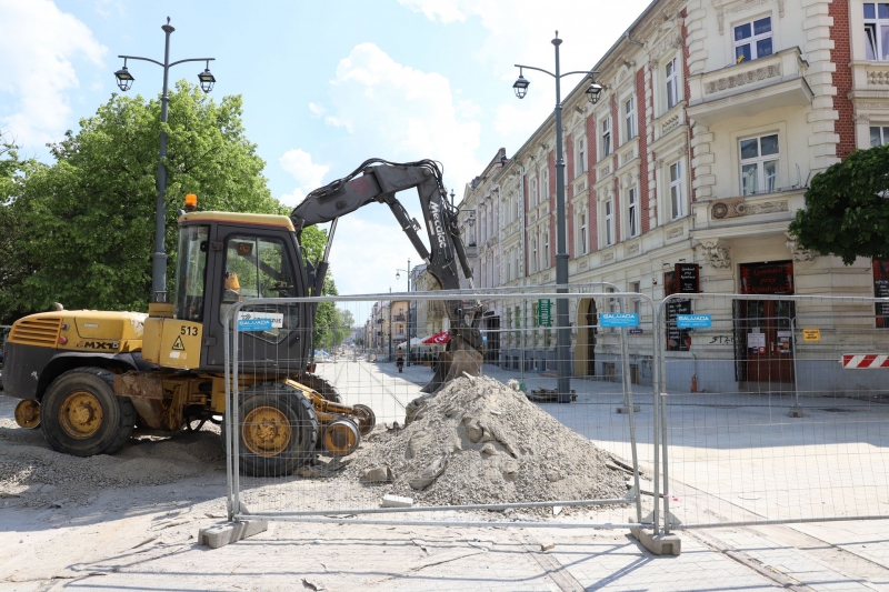 13/25 Postęp prac przy ul. Chrobrego i Mieszka I - czerwiec 2021