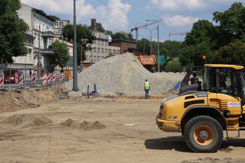 17/25 Postęp prac przy ul. Chrobrego i Mieszka I - czerwiec 2021