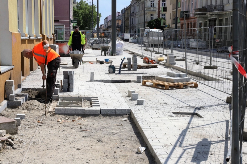 25/25 Postęp prac przy ul. Chrobrego i Mieszka I - czerwiec 2021