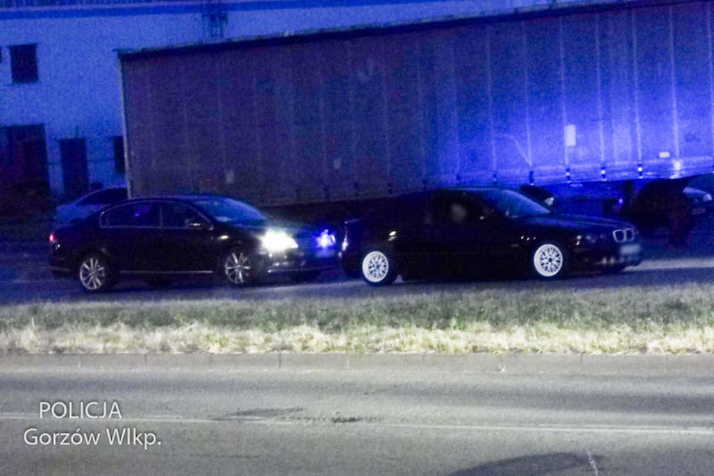 3/5 Gorzowscy policjanci zapobiegli nocnym wyścigom