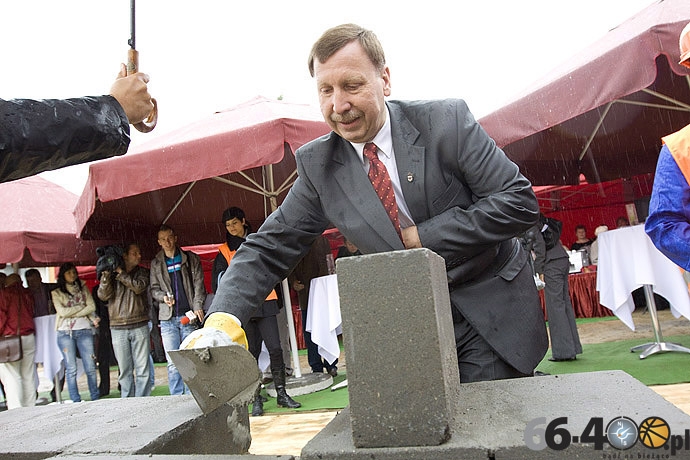 16/17 Wmurowanie aktu erekcyjnego pod budowę Archiwum Państwowego