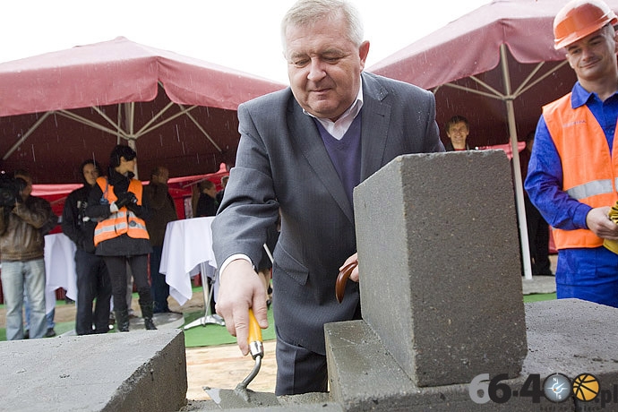 17/17 Wmurowanie aktu erekcyjnego pod budowę Archiwum Państwowego