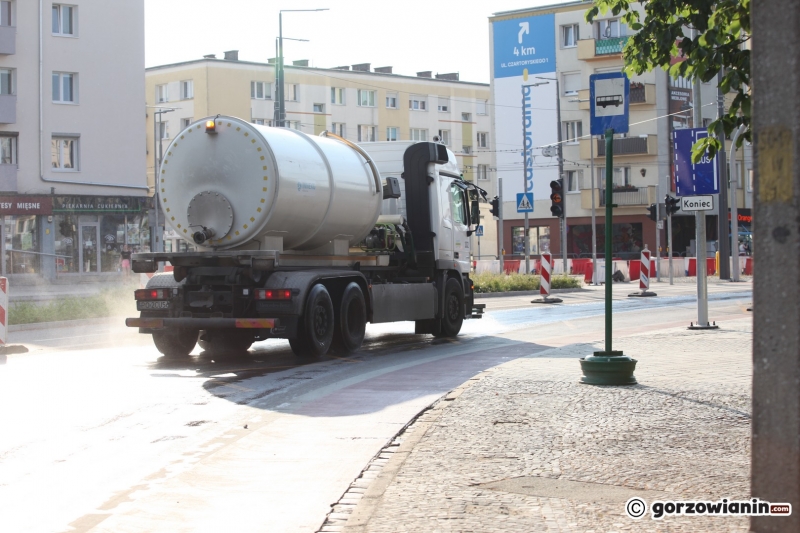 3/12 Polewaczki na ulicach Gorzowa