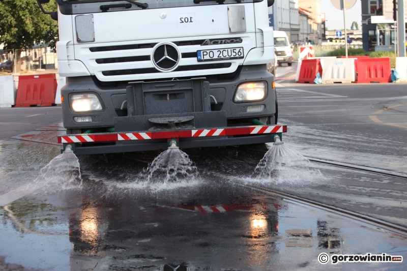 7/12 Polewaczki na ulicach Gorzowa