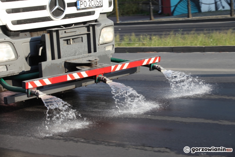8/12 Polewaczki na ulicach Gorzowa