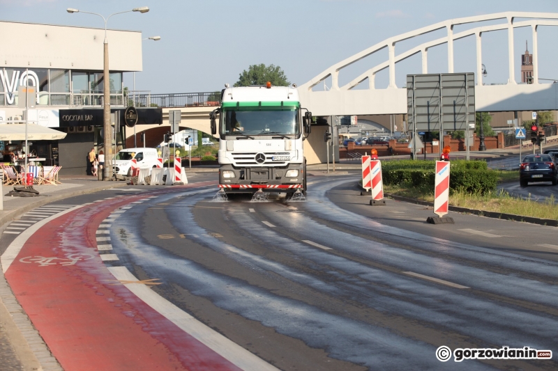 10/12 Polewaczki na ulicach Gorzowa