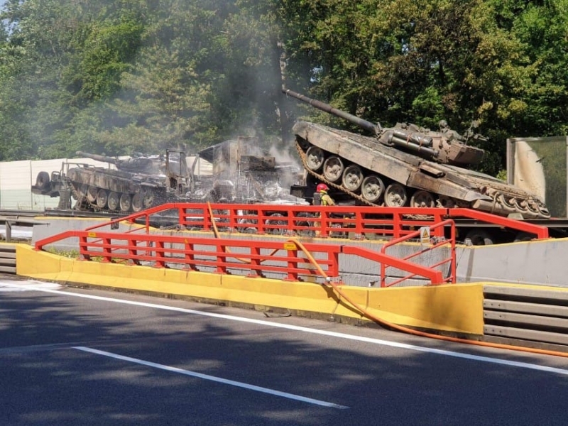 2/4 Pożar na A6 na wysokości Szczecina