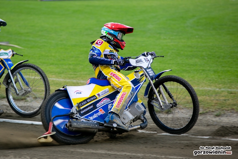 8/28 Stal Gorzów wygrała z GKM Grudziądz 49:41